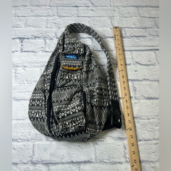 Kavu Geometric Black and White Sling Backpack. Cabincore. Hiking. Outdoors. - Picture 7 of 9